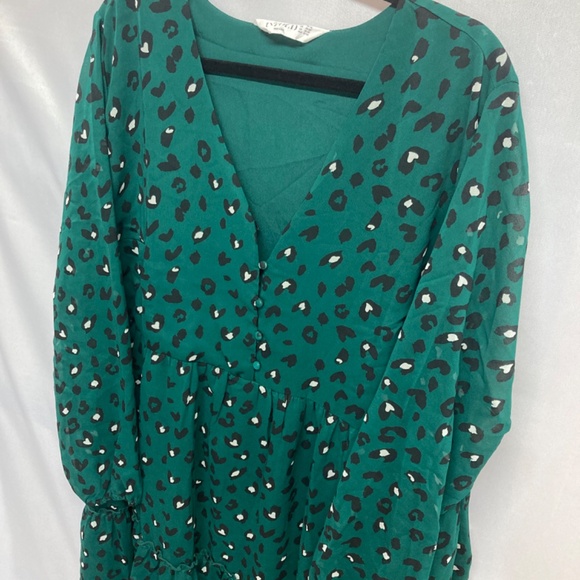 Studio Untold Green Longsleeve Dress Heart Animal Print Tiered Ruffle 24 - Picture 2 of 8
